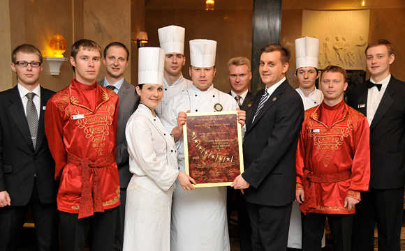 2009 Award-Hand-Out - Caviar Bar & Restaurant