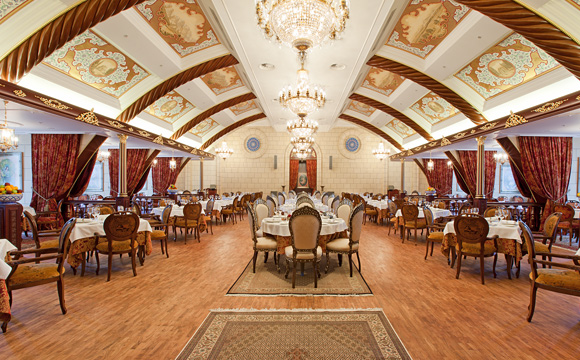 Plafond - Radisson Royal Hotel - Farsi Restaurant